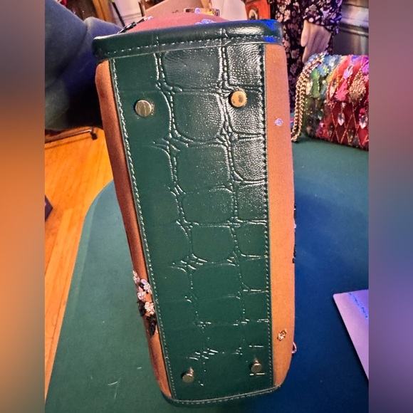 Kurt Geiger NWT Shoulder/Crossbody Floral Sequin Bag NWT - Picture 5 of 9